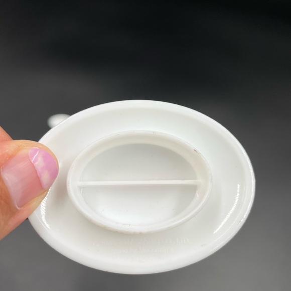 Hello kitty 4 inch play teacup Collectible Toy - Picture 4 of 6